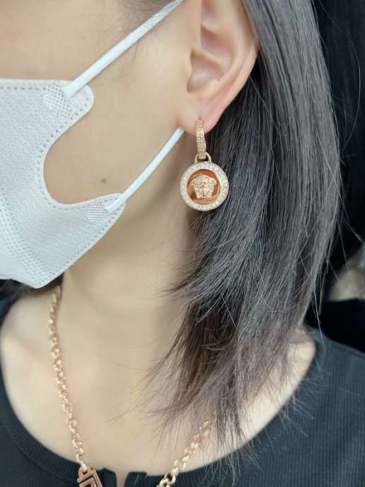 Picture of Versace Earring _SKUVersaceearring11305616897